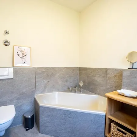 Apartment 2-zimmer Alpentraum In Farchant